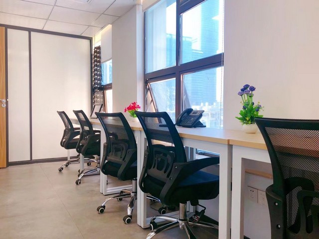 大连精密电火花小孔机厂家